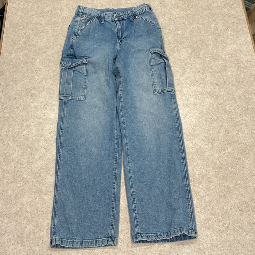 WOMENS GAP MID-RISE 90’s LOOSE FIT CARGO LIGHT BLUE FADED WASH JEANS SIZE 25 - Picture 4 of 13